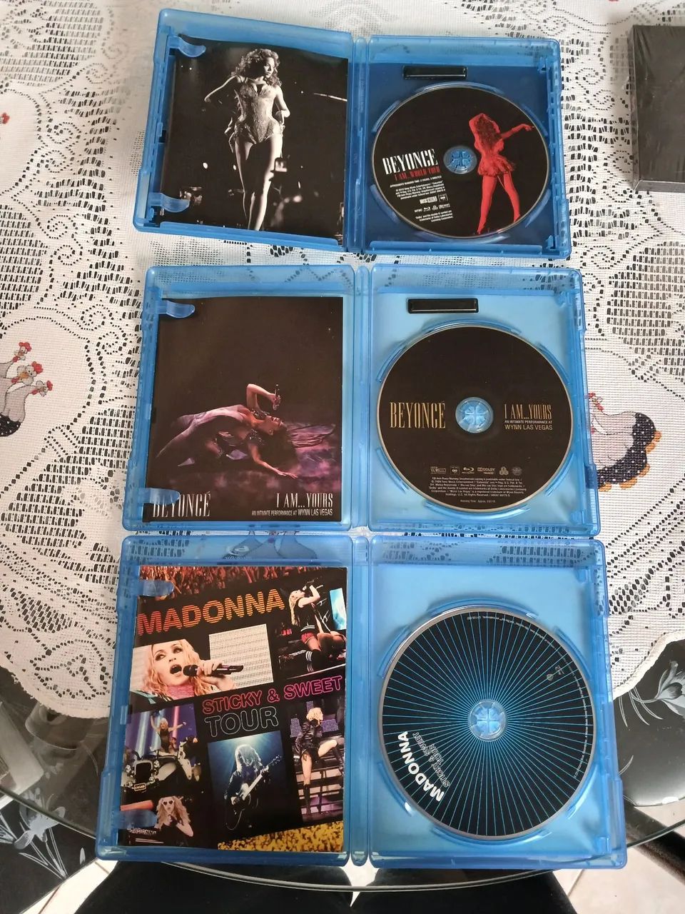 Lote de dvds e shows musicais - CDs, DVDs etc - Vila Maceno, São