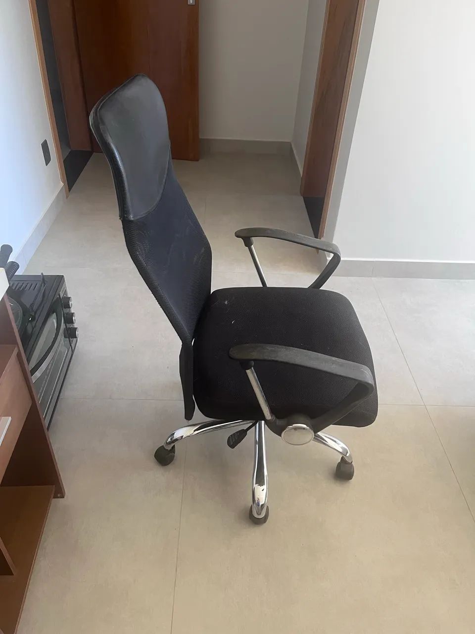 Cadeira estofada para estudos  - Foto 2