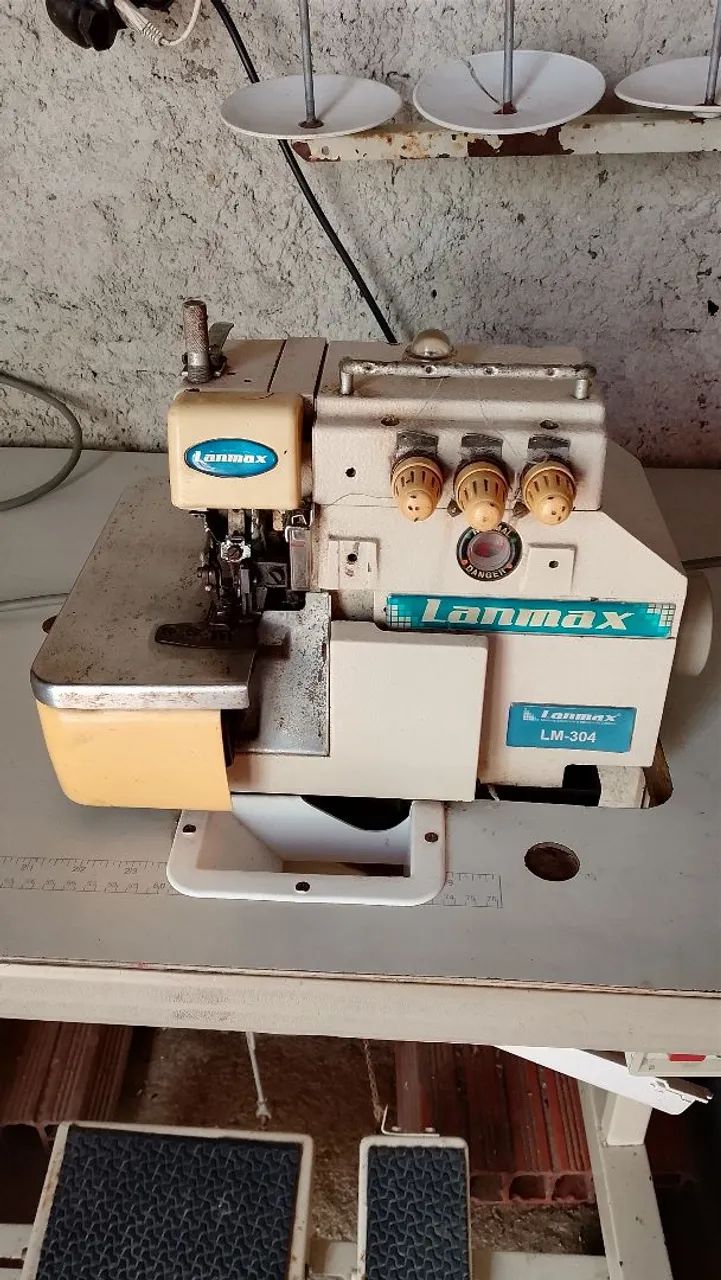 Máquina overloque  - Foto 2