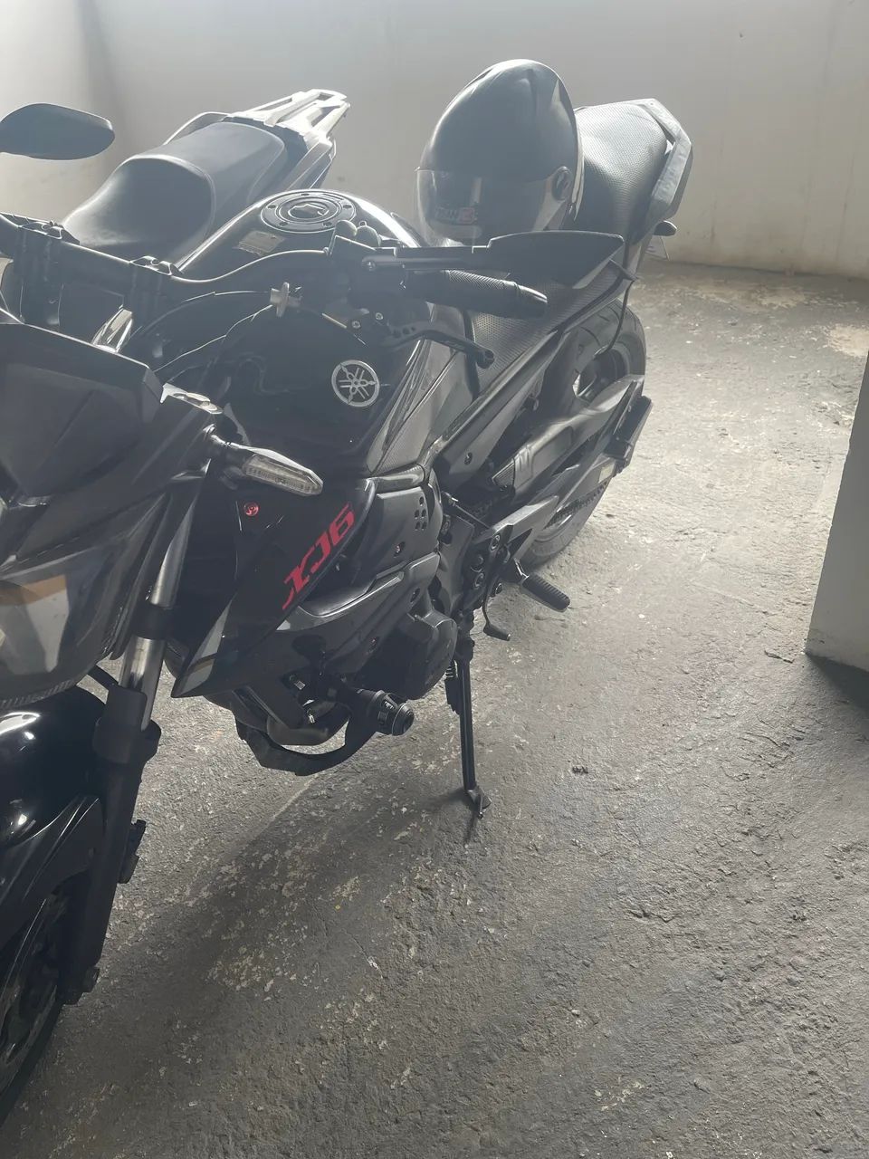 Xj6