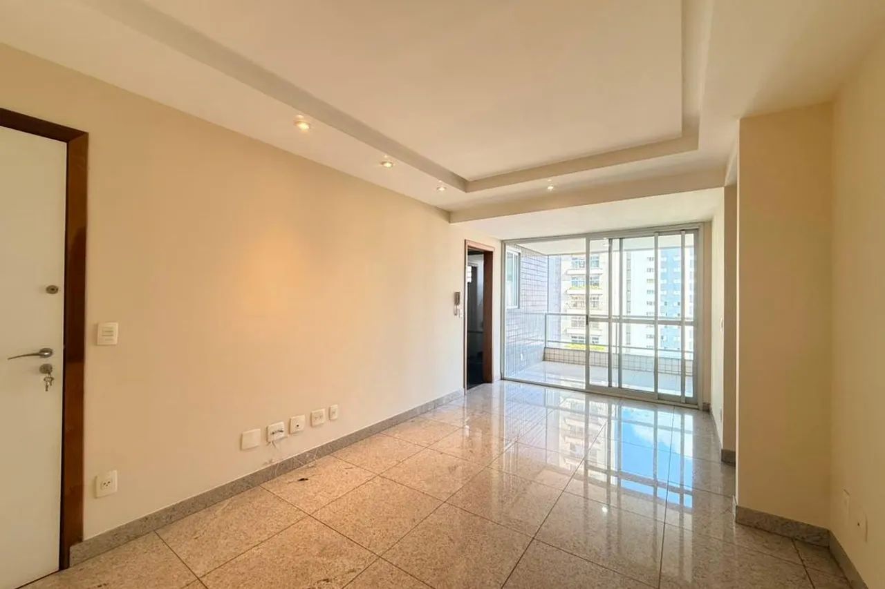 Apartamento à Venda - Funcionários, 2 Quartos, 71 m2