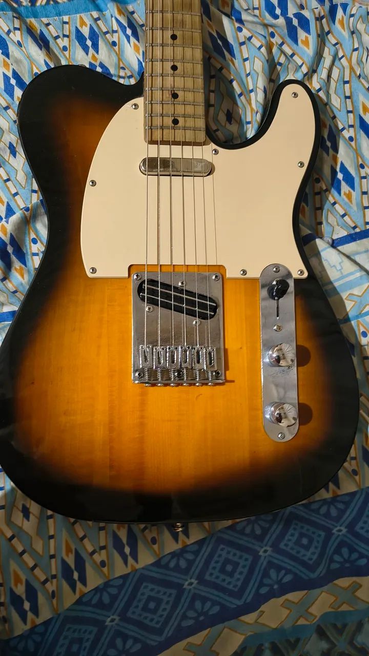 Guitarra Telecaster squier com capitador malagoli e Push Pull - Foto 5