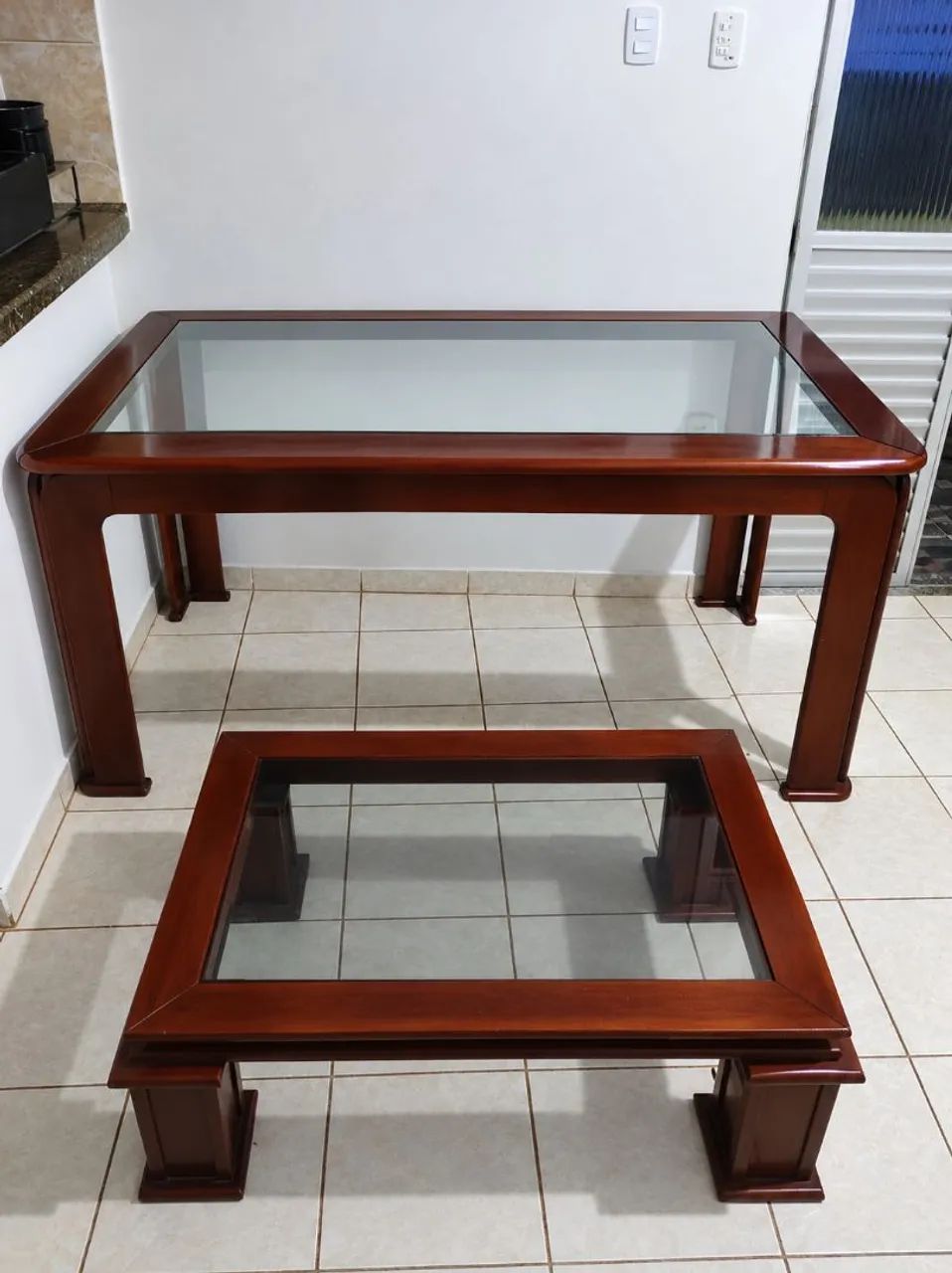 Mesa de estar e de centro Mogno