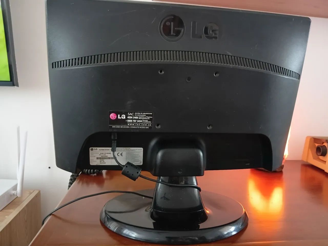Monitor LG 16 - Foto 4