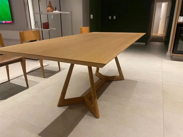 Mesa de jantar retangular 