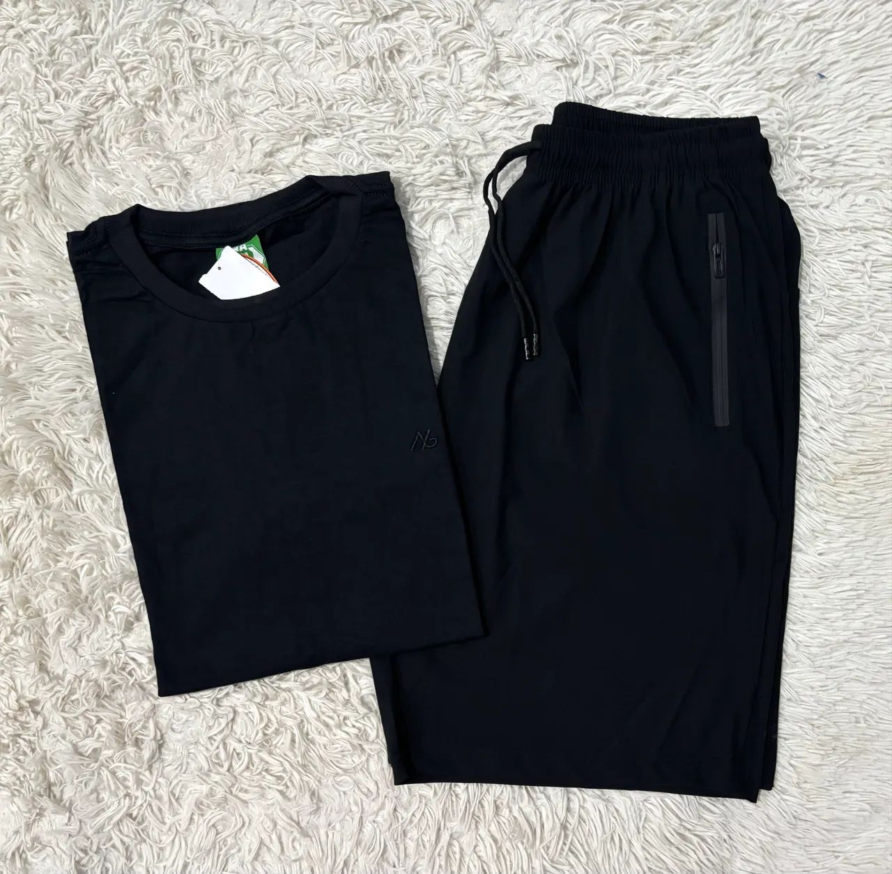 Kit Camisa Básica e Short Poliamida 