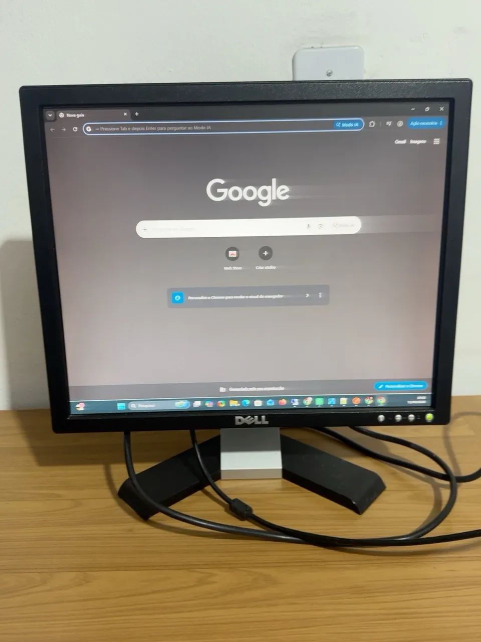 MONITOR DELL LCD ANTIGO