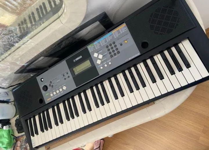 Teclado Yamaha PSR E233 - Foto 2
