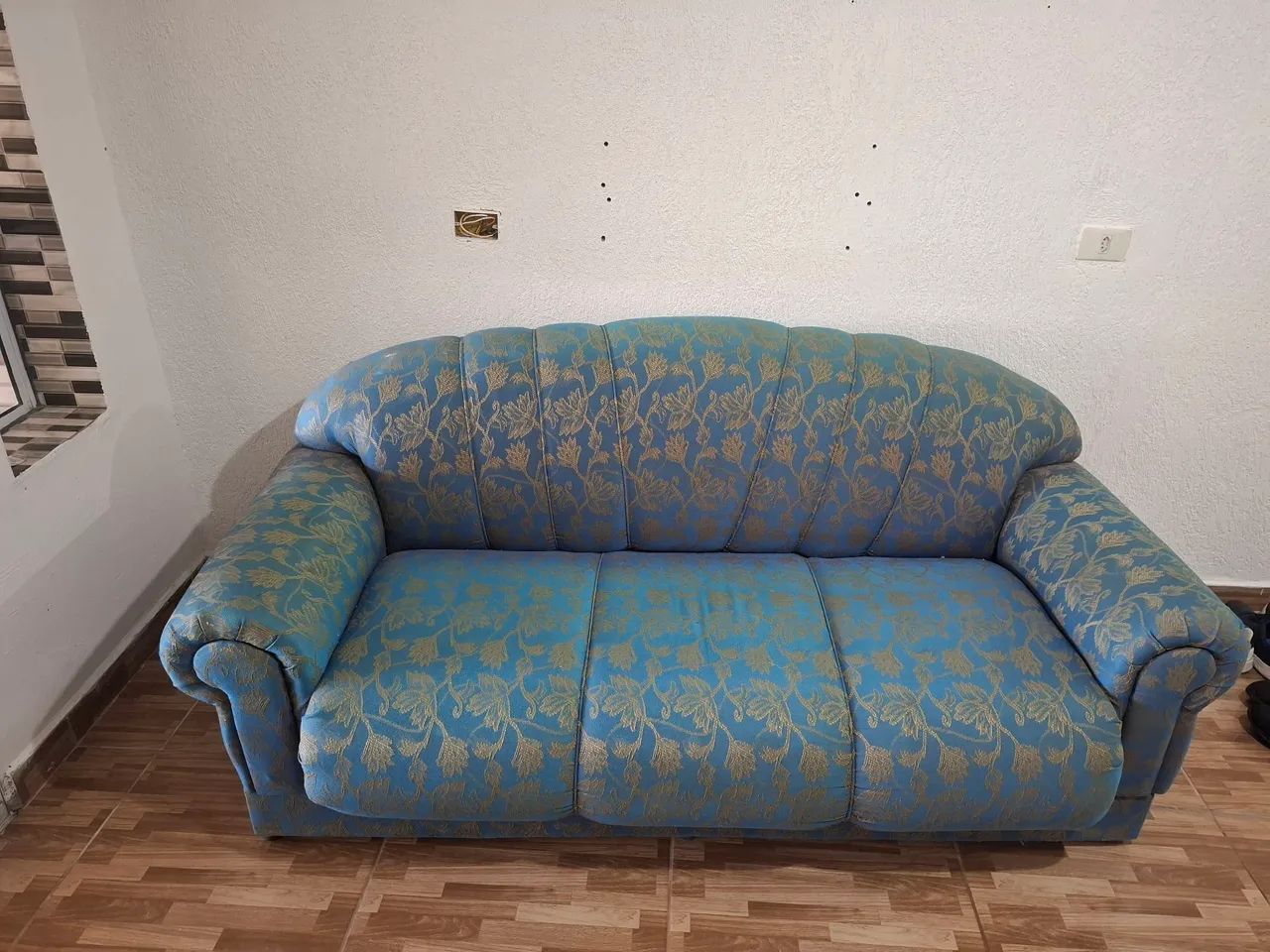 Conjunto de sofás vintage 3 e 2 lugares, usado, sem defeitos. - Foto 2