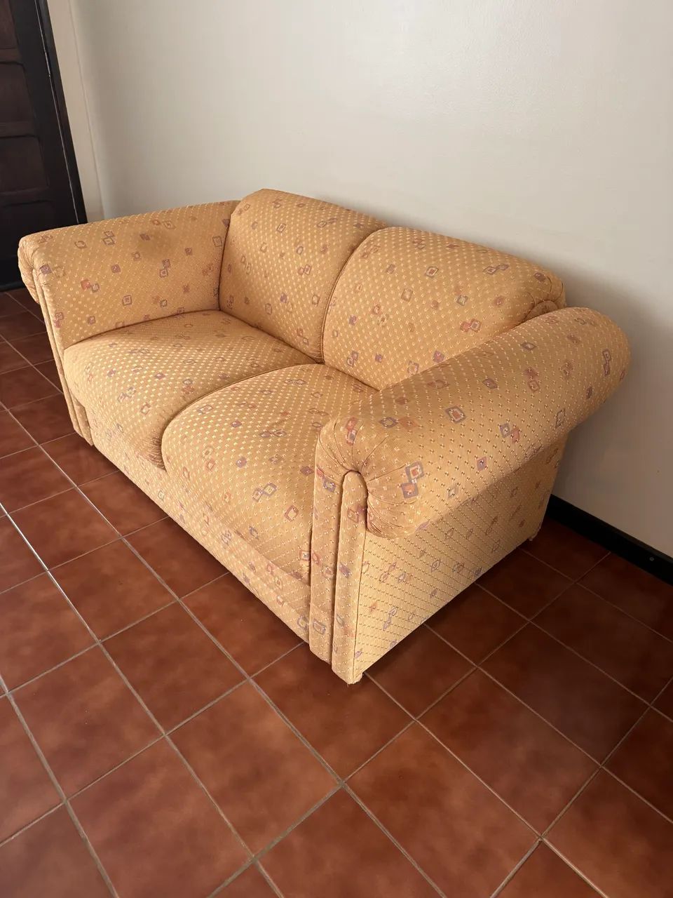 Sofás com estrutura reforçada , tecido, 2 lugares  - assentos de molas - usados  - Foto 4