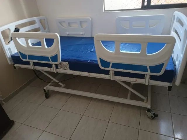 Cama Hospitalar Fowler Motorizada com Elevação