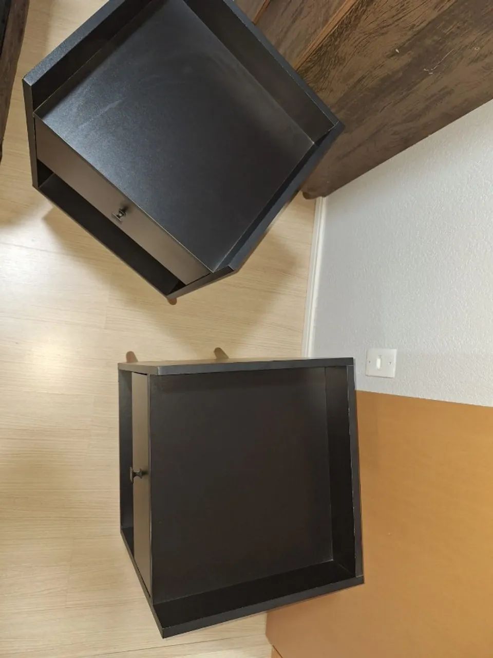2 Mesas de cabeceira - MDF - Preta