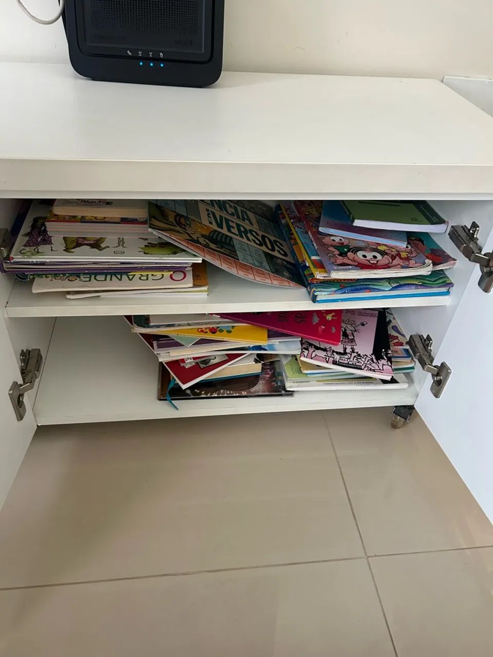 Rack Branco para Sala - 4 Portas e Rodízios - Foto 4