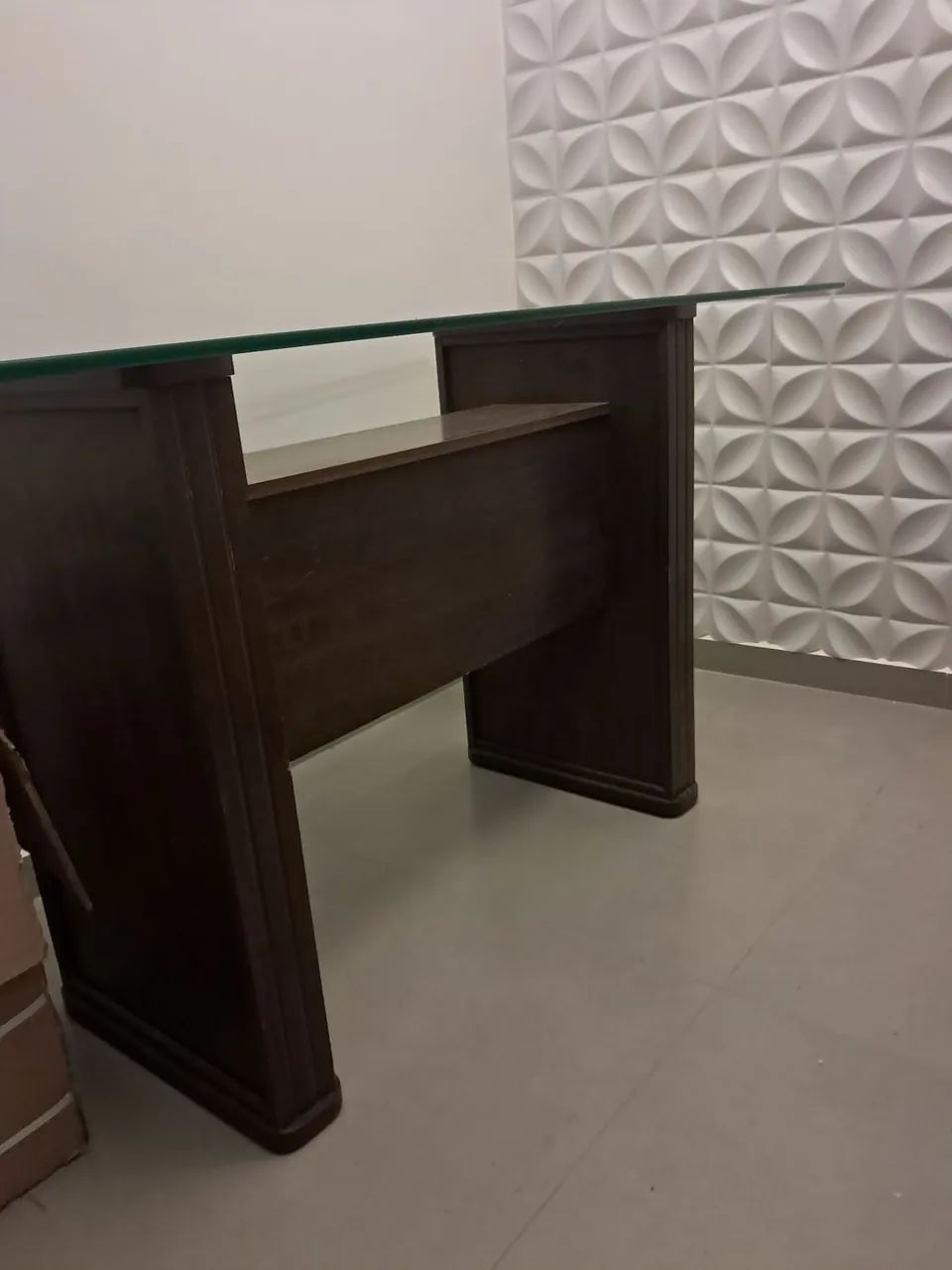 Mesa de vidro 6 lugares, sem cadeira 