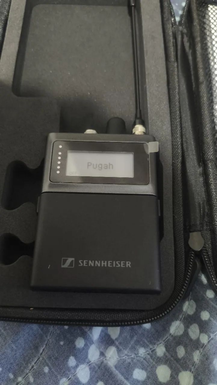 Microphone Receiver451967705521868800