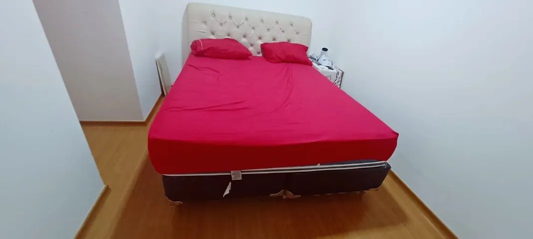 Cama de casal Queen size com cabeceira - Foto 3