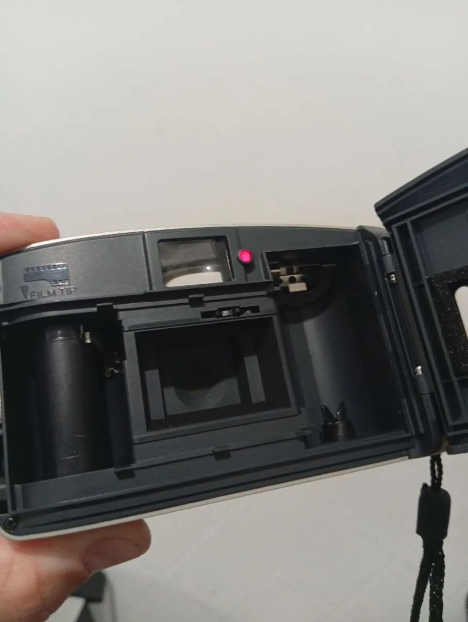 Câmera Analógica Yashica EZ Mate 28mm - funcionando perfeitamente
