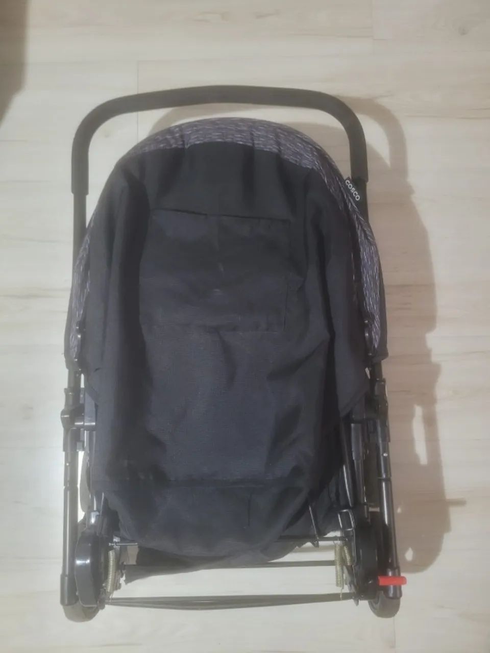 Carrinho de Bebê Cosco + Bebê Conforto 