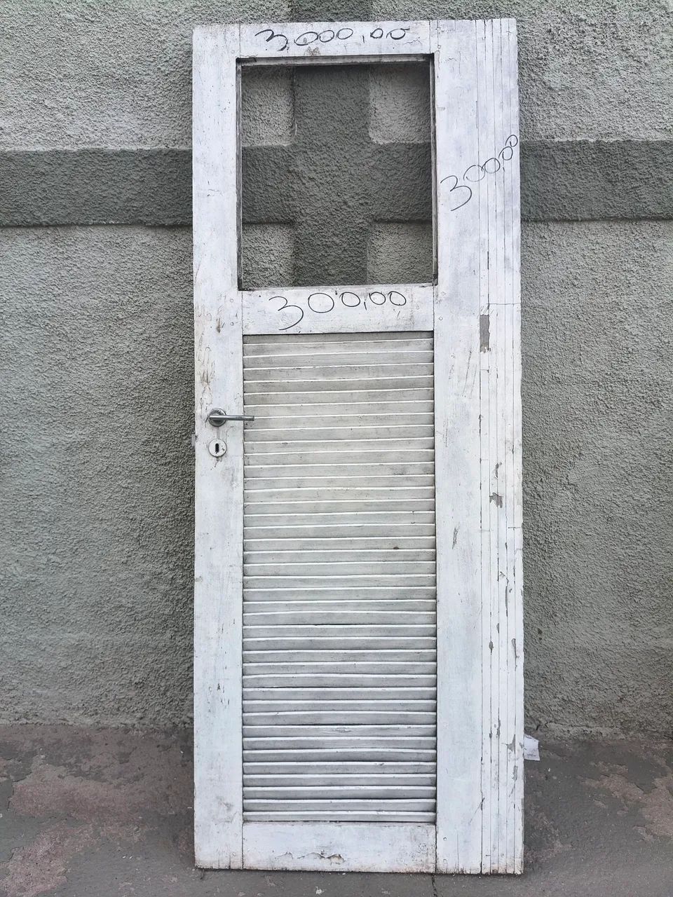 Vendo porta 300 reais - Foto 2