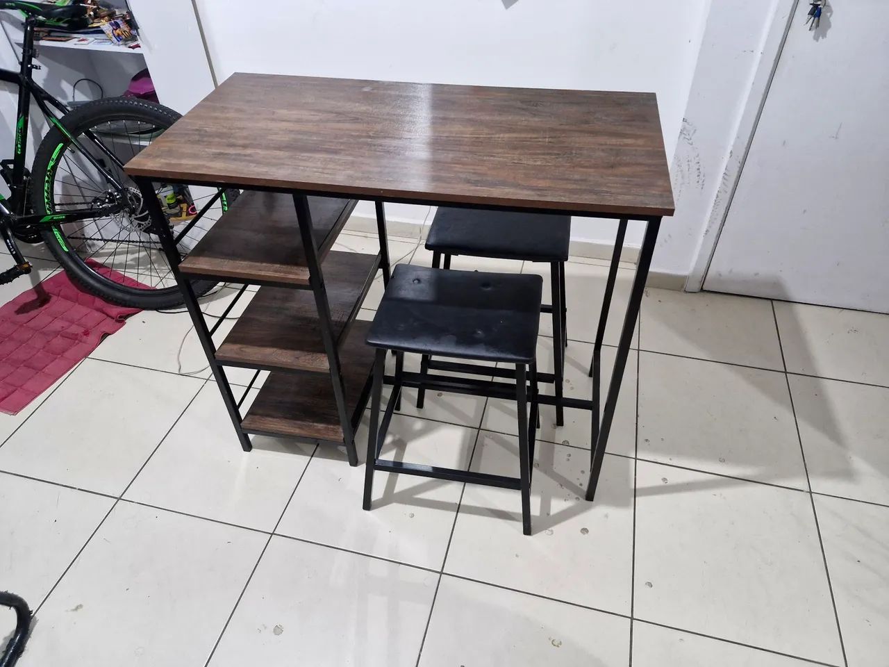 Mesa de canto gourmet ( Altura 1m10, largura do tampo, 1m10) - Foto 4