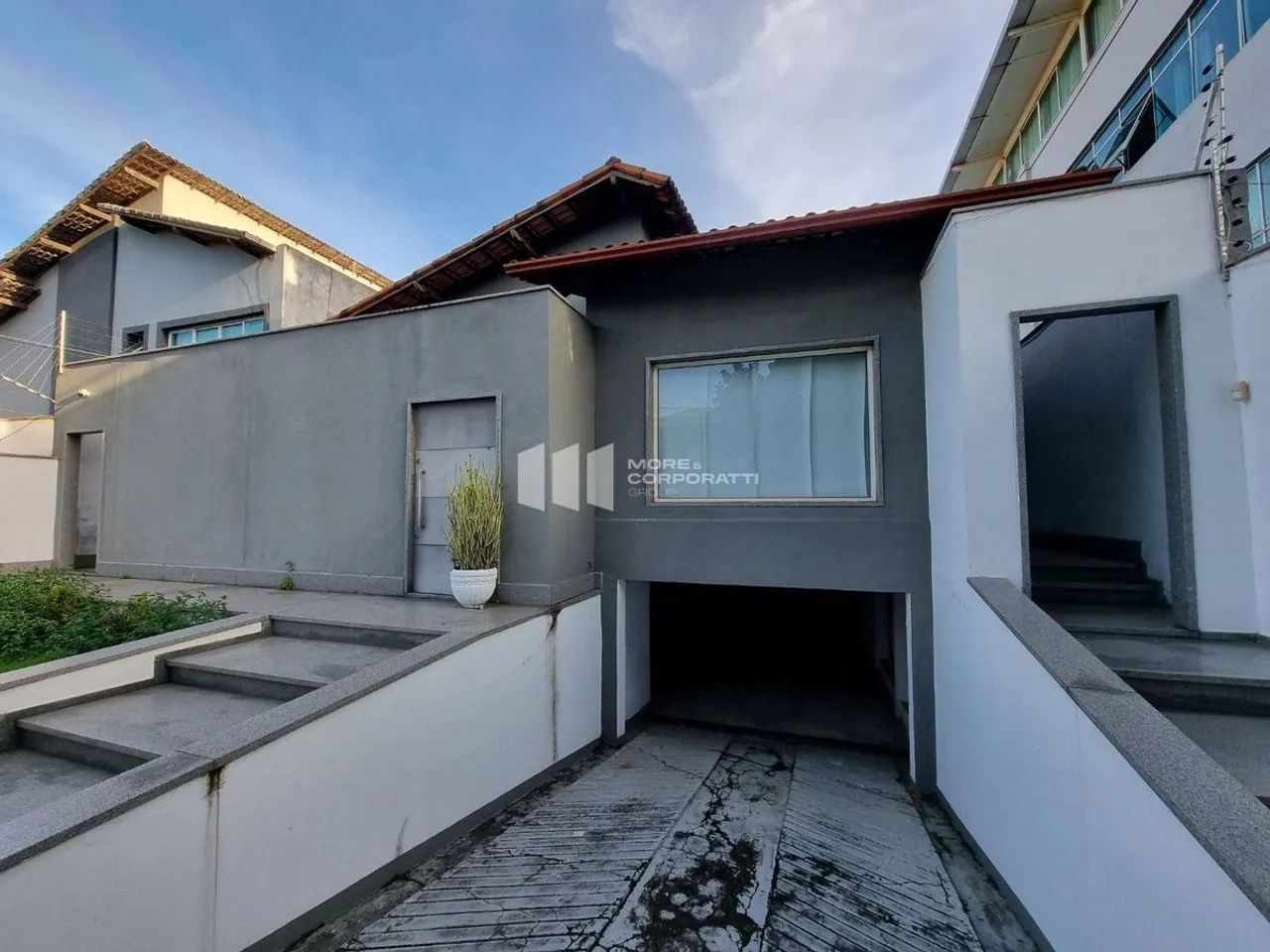 Excelente Casa Comercial - 5 Quartos - 424m² - Enseada do Suá - Vitória/ES