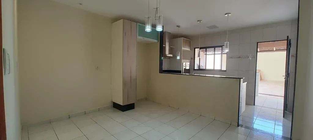 VENDO EXCELENTE CASA NO LIMOEIRO - Foto 3
