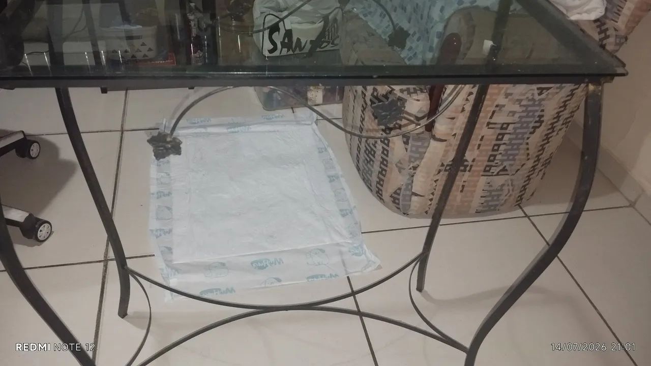 Mesa de vidro e ferro envelhecido - Foto 5