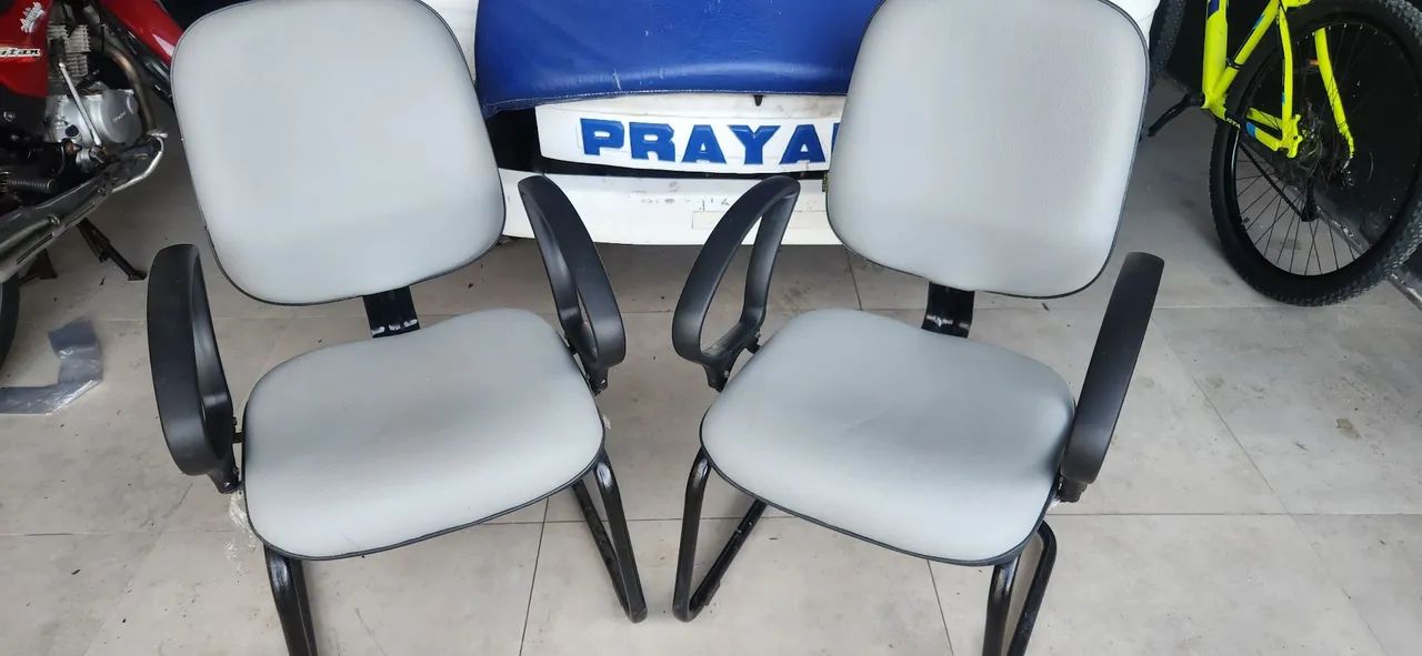 Selling New Office or Waiting Room Chairs