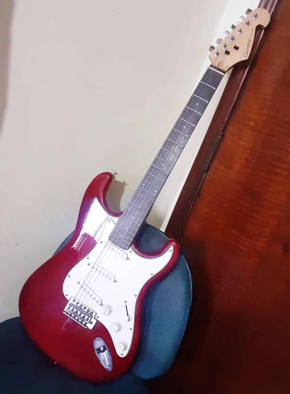 Guitarra Giannini Sonic X-Series Strato Blindada - Estuda Troca  