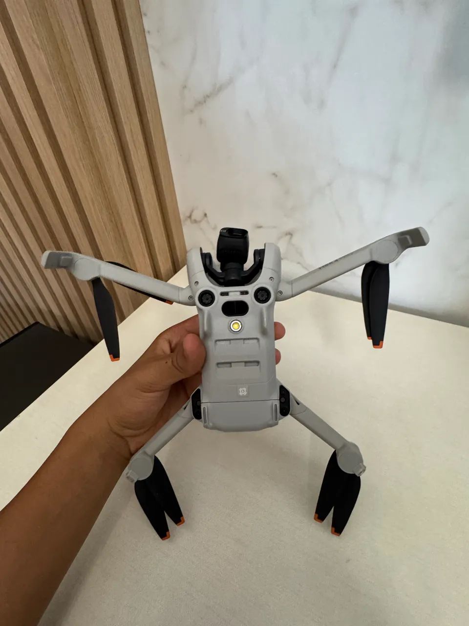 DRONE DJI MINI 4 PRO FLY MORE COMBO PLUS - Foto 4