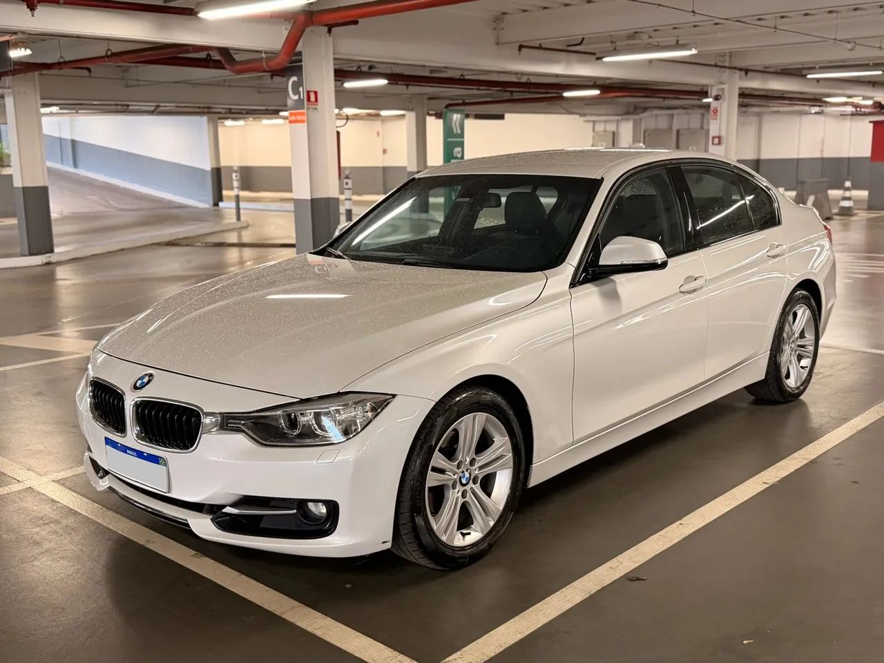 BMW 320I A 2.0 Turbo/activeflex 16V 184cv 4P 2014