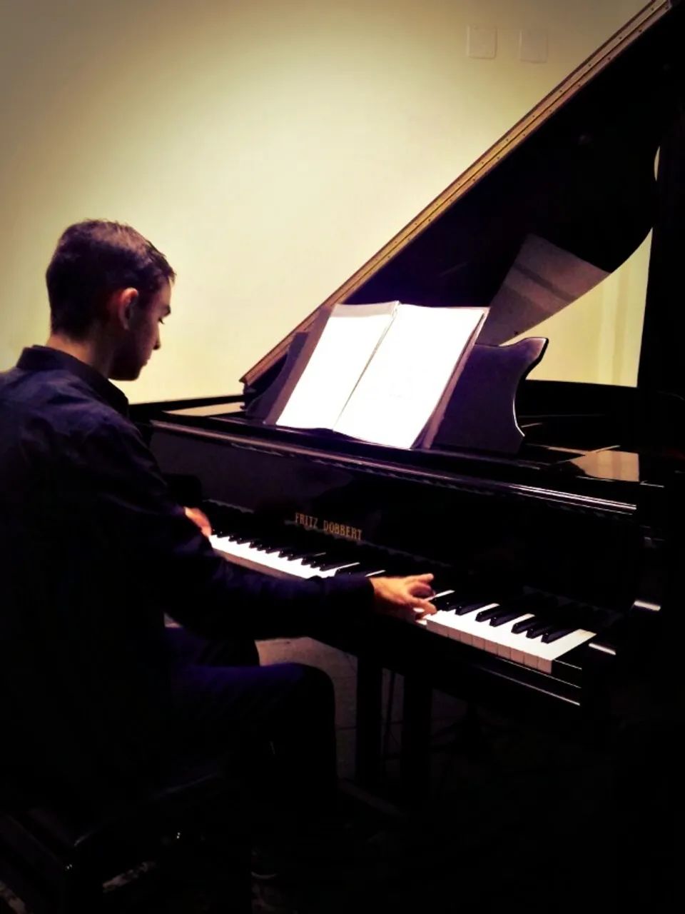 Aulas particulares de teclado, piano e violão