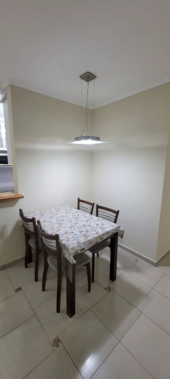 MESA JANTAR