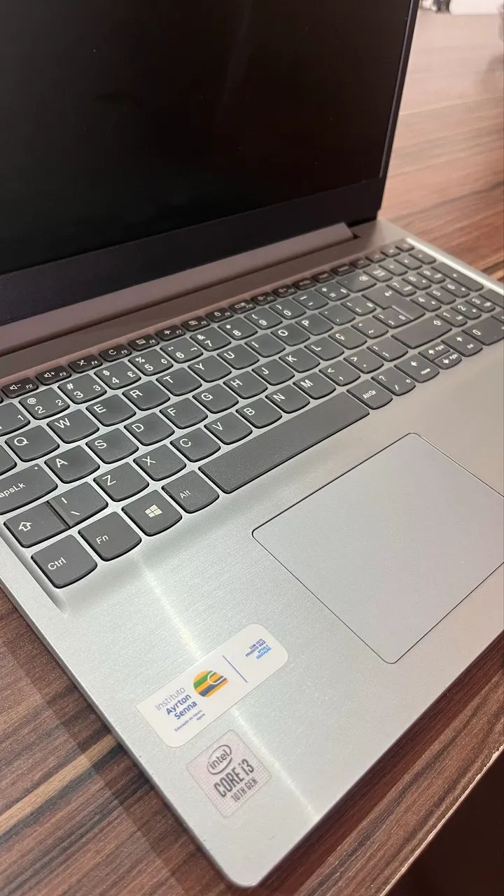 Notebook Lenovo IdeaPad S145 com SSD