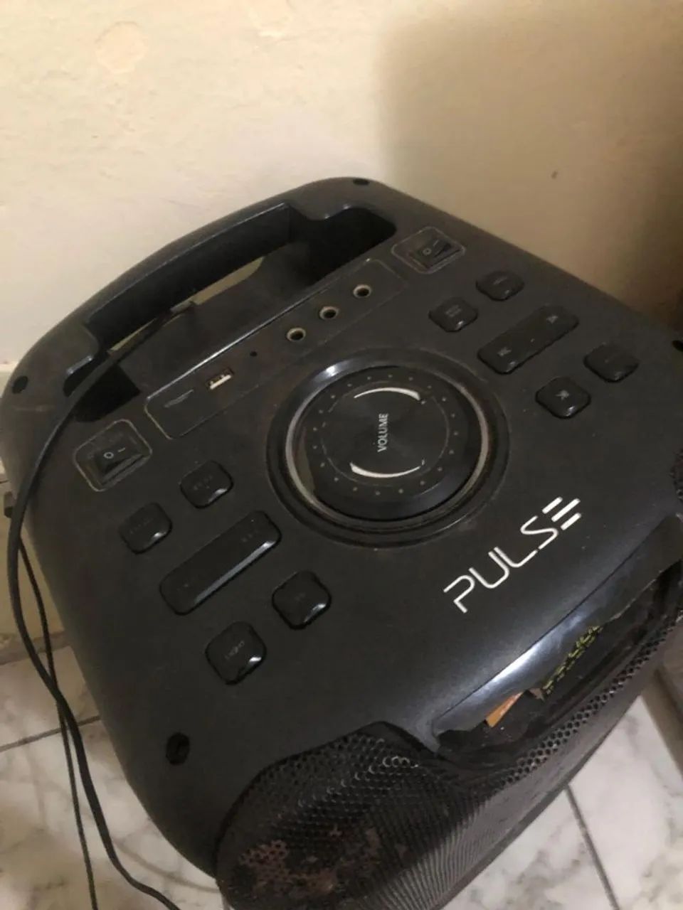 Vendo caixa da marca pulse. Conexões: Bluetooth, USB P2  - Foto 3