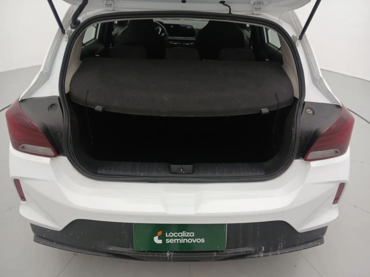 Chevrolet Onix Hatch 1.0 12V Flex Mec. 4P, foto 9 de 18