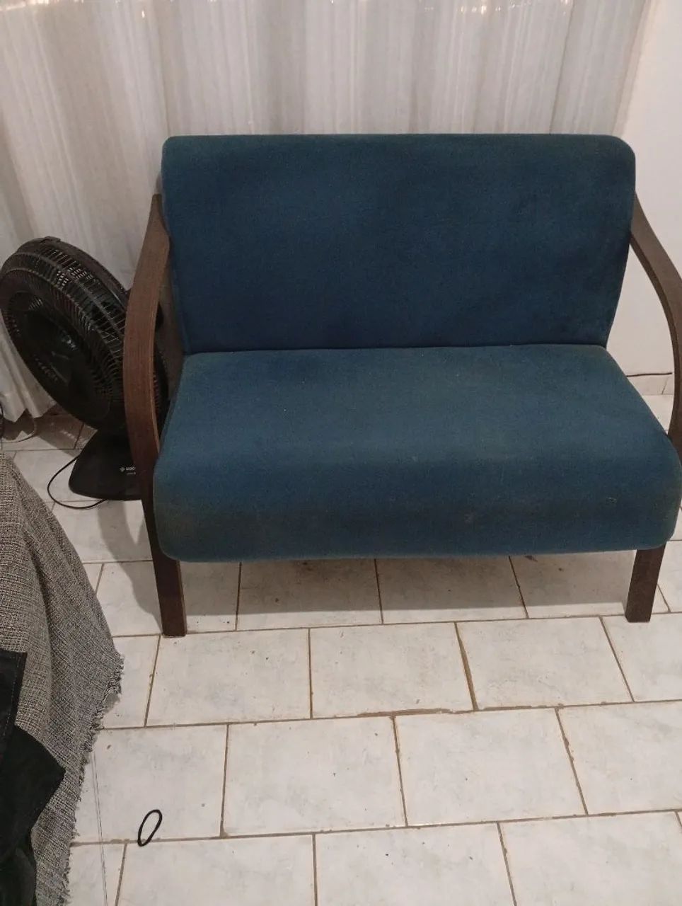 Namoradeira em Suede azul - Foto 2