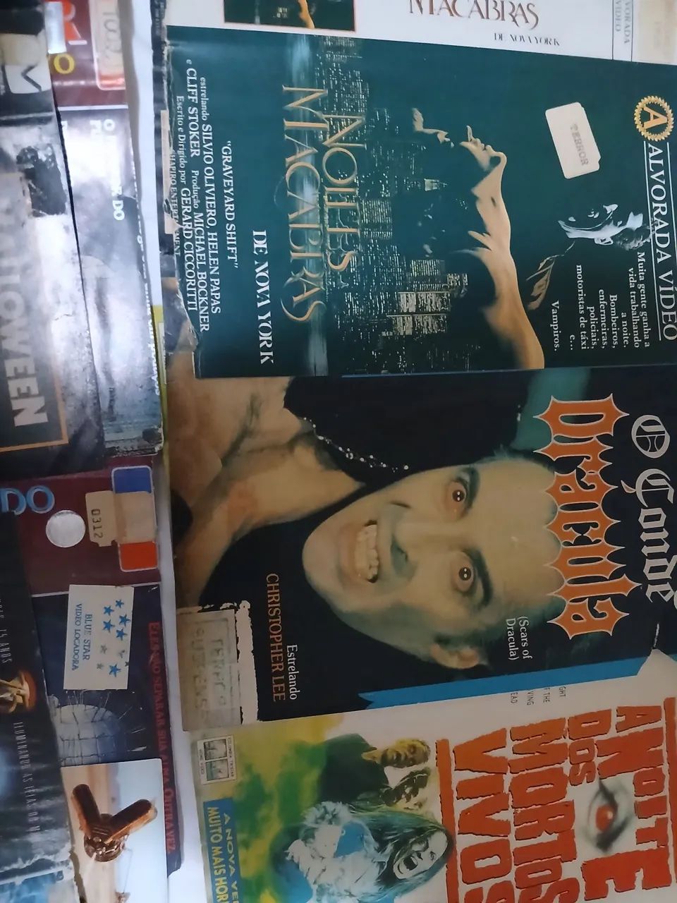 Capas de vhs terror hellraiser halloween demons mortos vivos hora