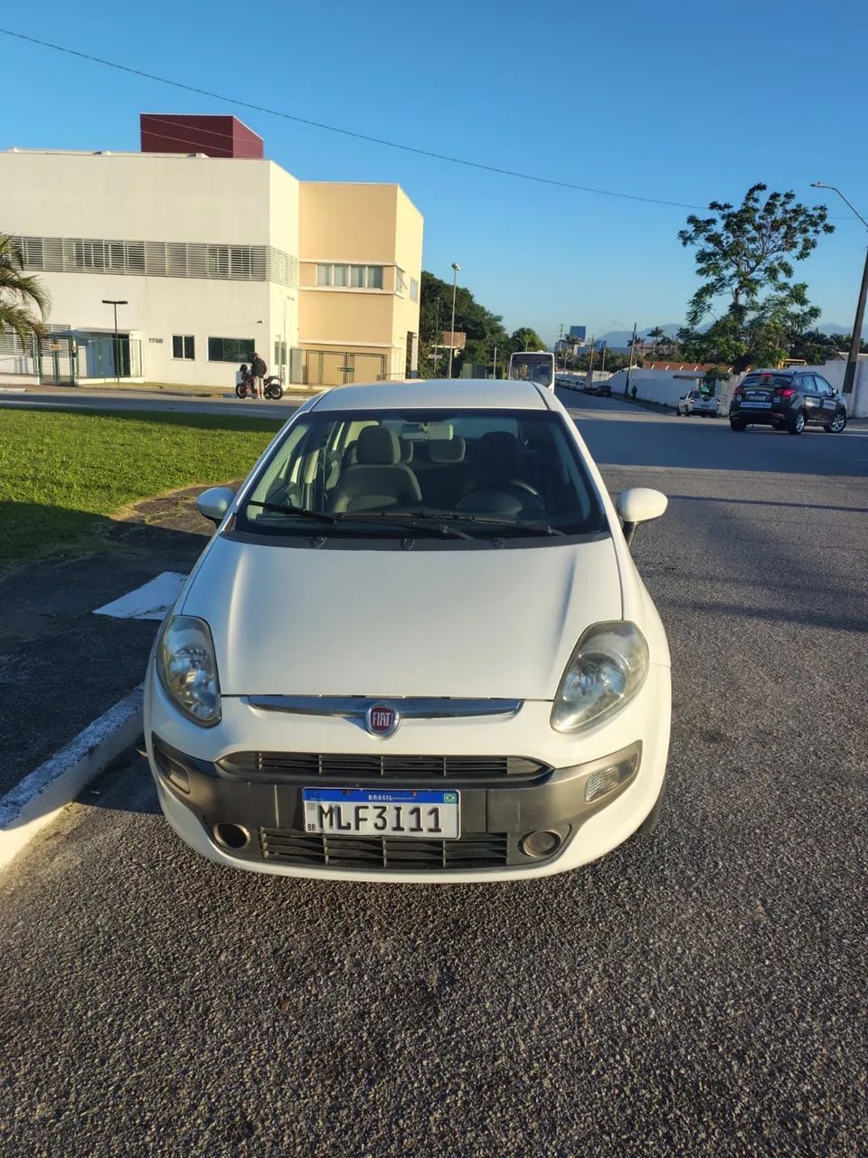 Fiat Punto Essence 1.6 Flex 16V 5P 2013 - Foto 3