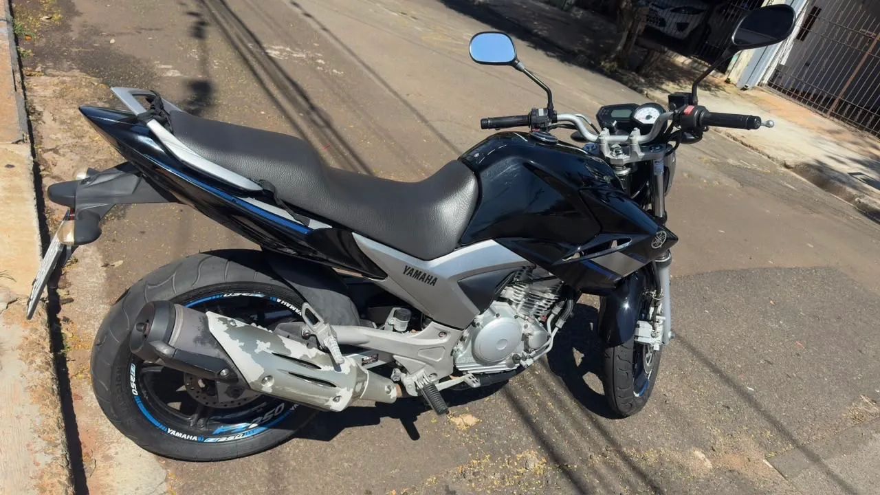 Fazer 250-2014 - Foto 2