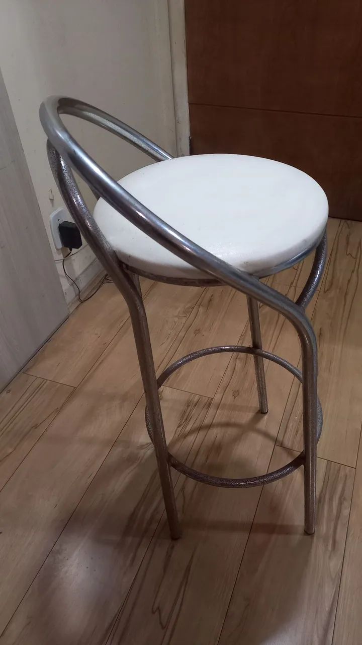 JOGO DE 3 BANQUETAS