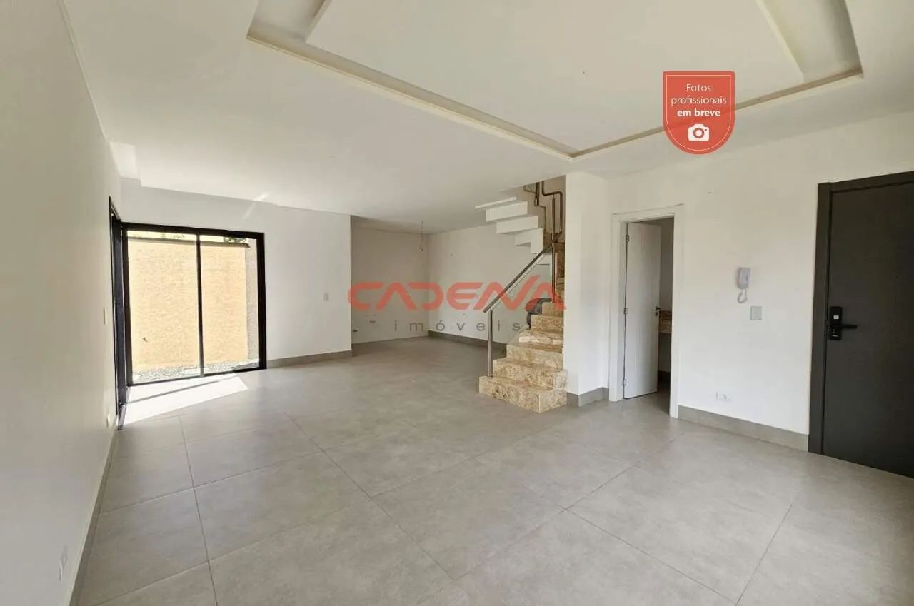 Sobrado com 3 quartos e 1 vaga para aluguel no Hauer - Foto 3