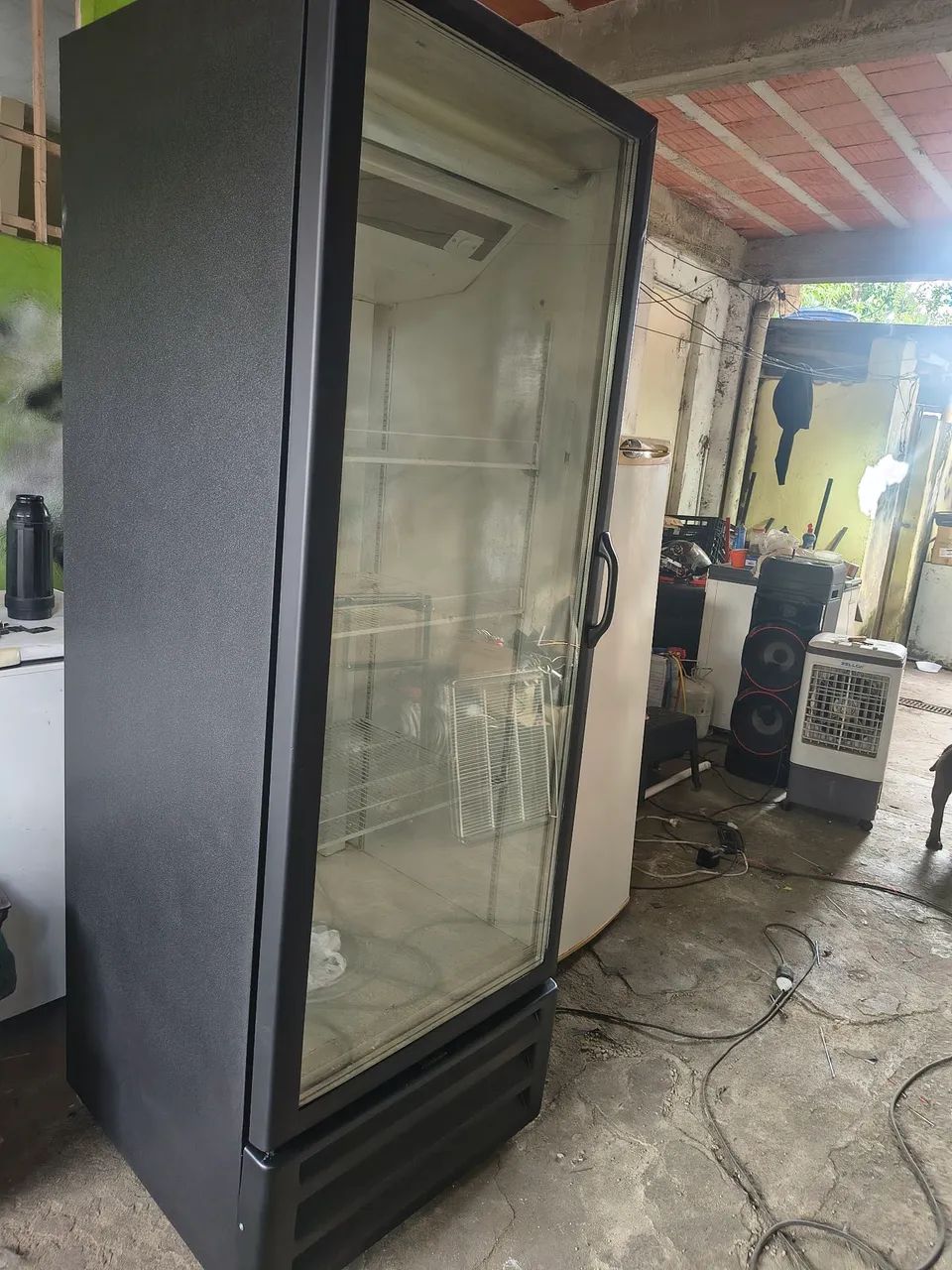 Vendo freezer Expositor hussmann de 570 litros funcionando perfeitamente  - Foto 2