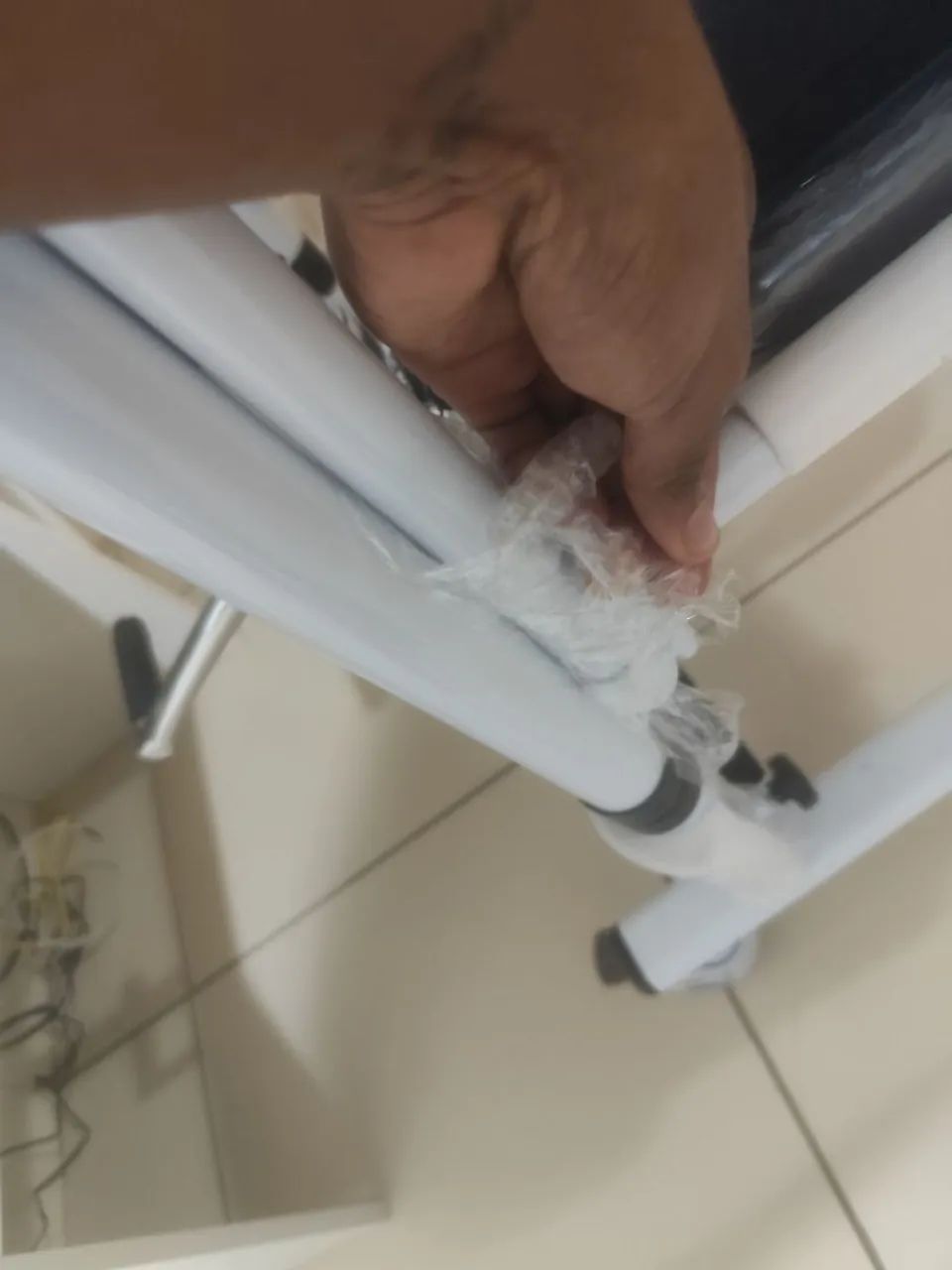 Cadeira de alimentação e fezes - Foto 4