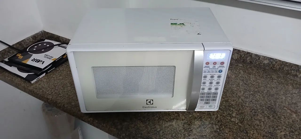 Microondas electrolux 20litros  - Foto 4