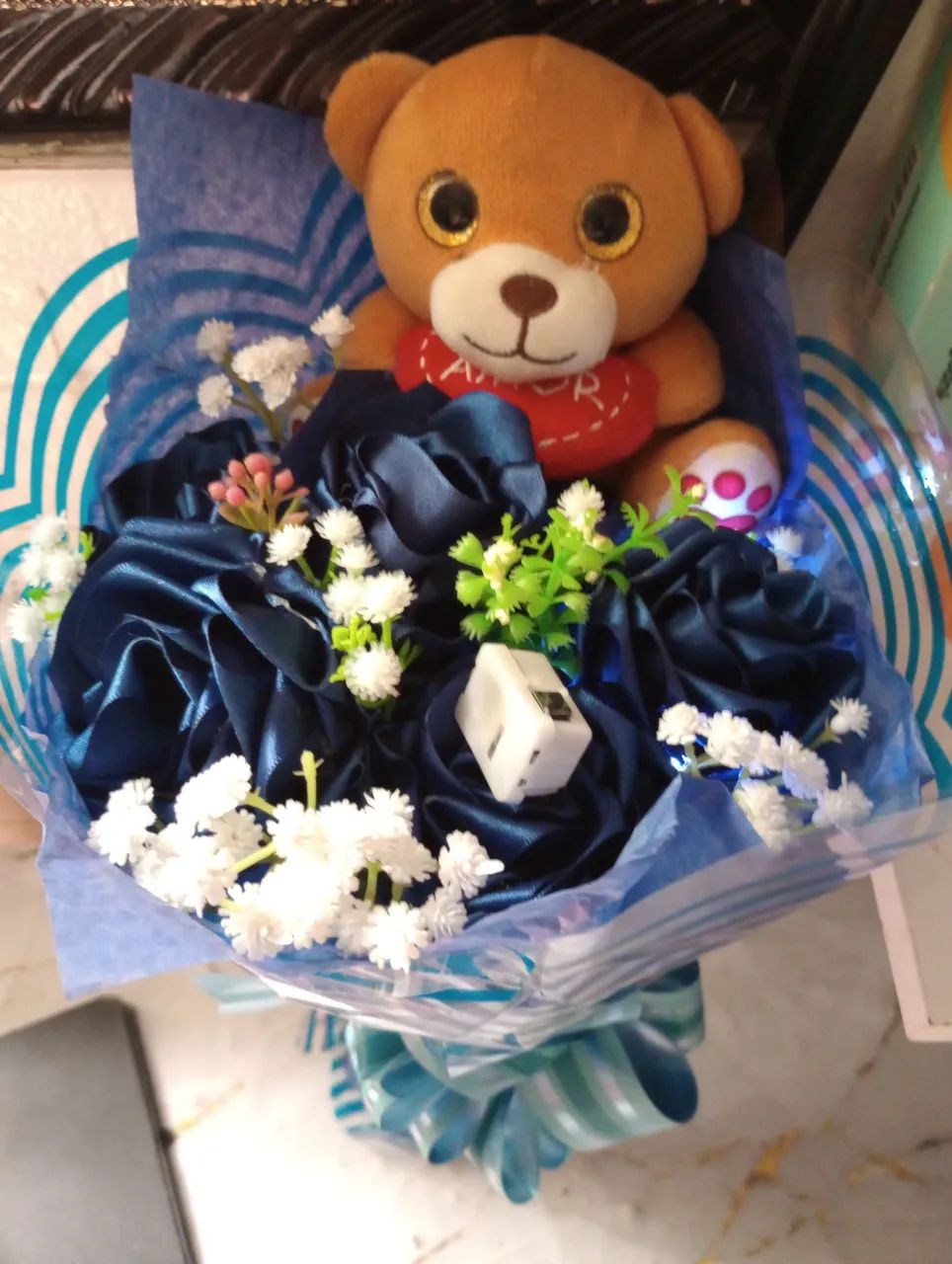 Buquê de flores de cetim 