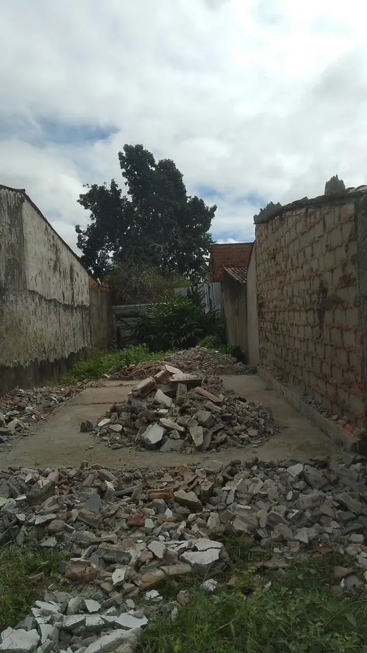VENDO TERRENO 