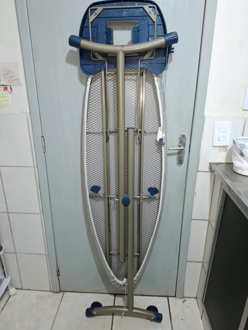 Mesa Tábua de Passar Roupa - Foto 4