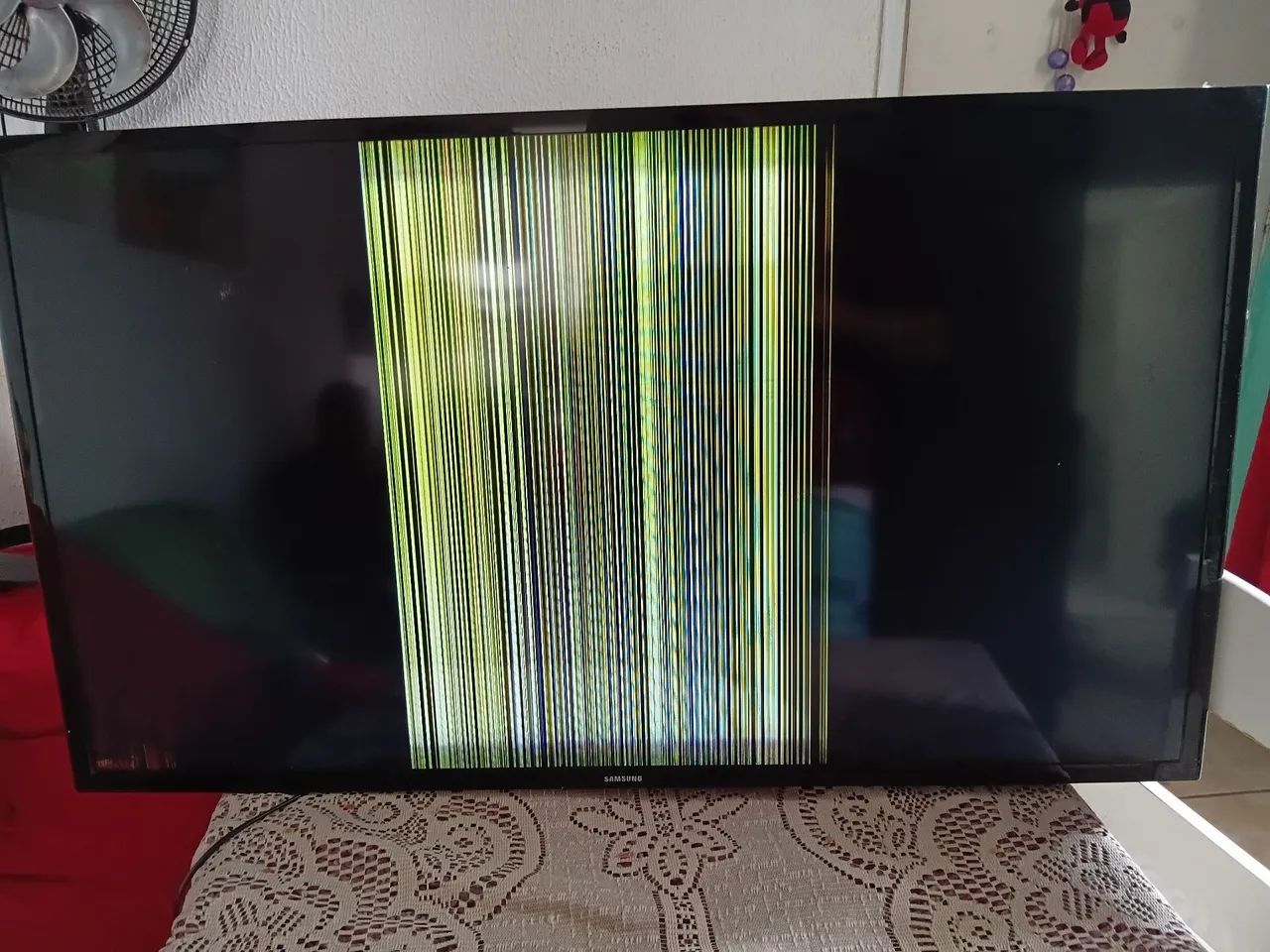 Tv samsung 40 polegadas .com defeito pra tira peça  - Foto 5