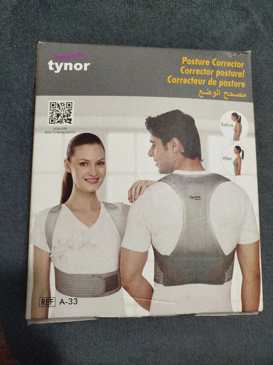 postura Tynor modelo A-33 em cor cinza.